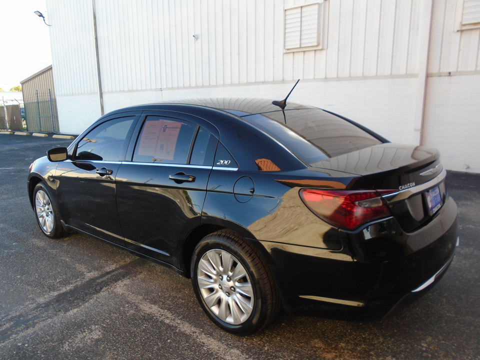 2014 Chrysler 200 LX