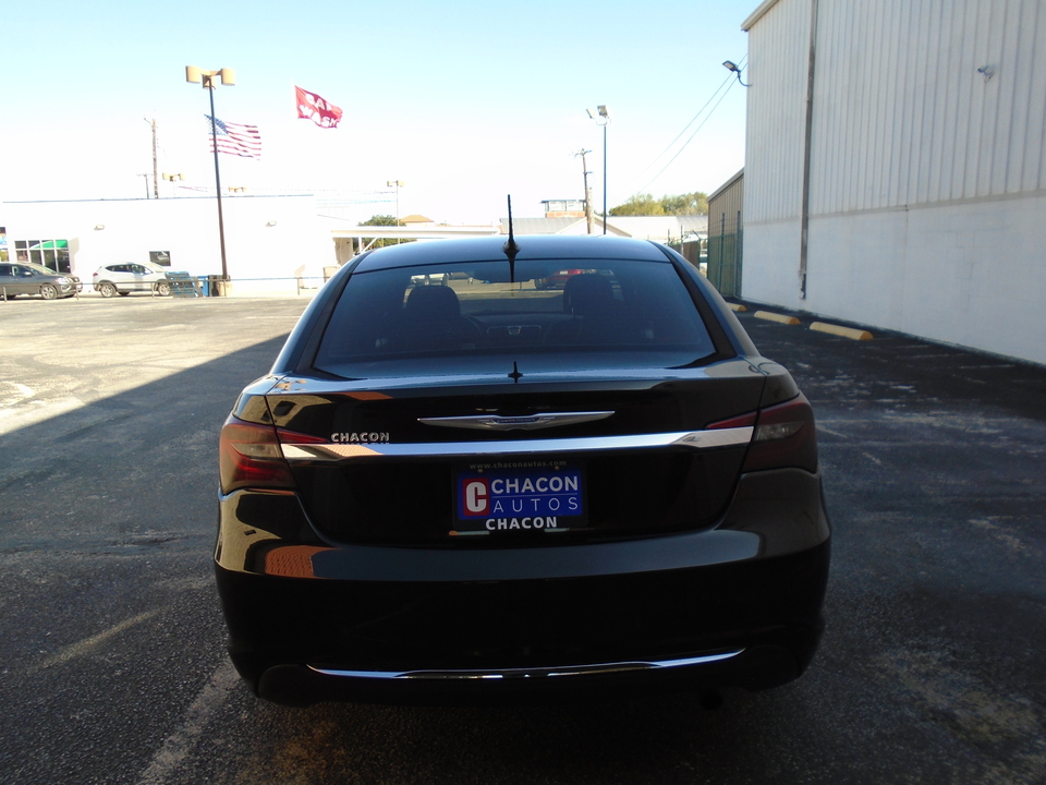 2014 Chrysler 200 LX