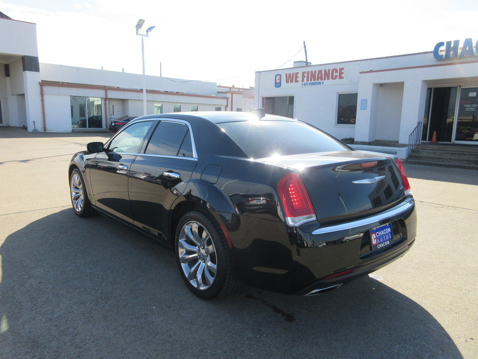 2018 Chrysler 300 Limited RWD