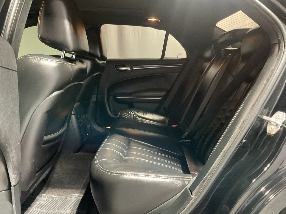 2018 Chrysler 300 S V6 RWD