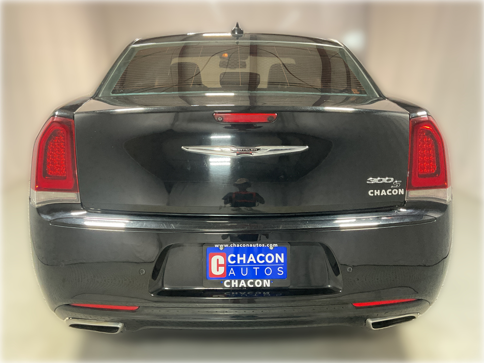 2018 Chrysler 300 S V6 RWD