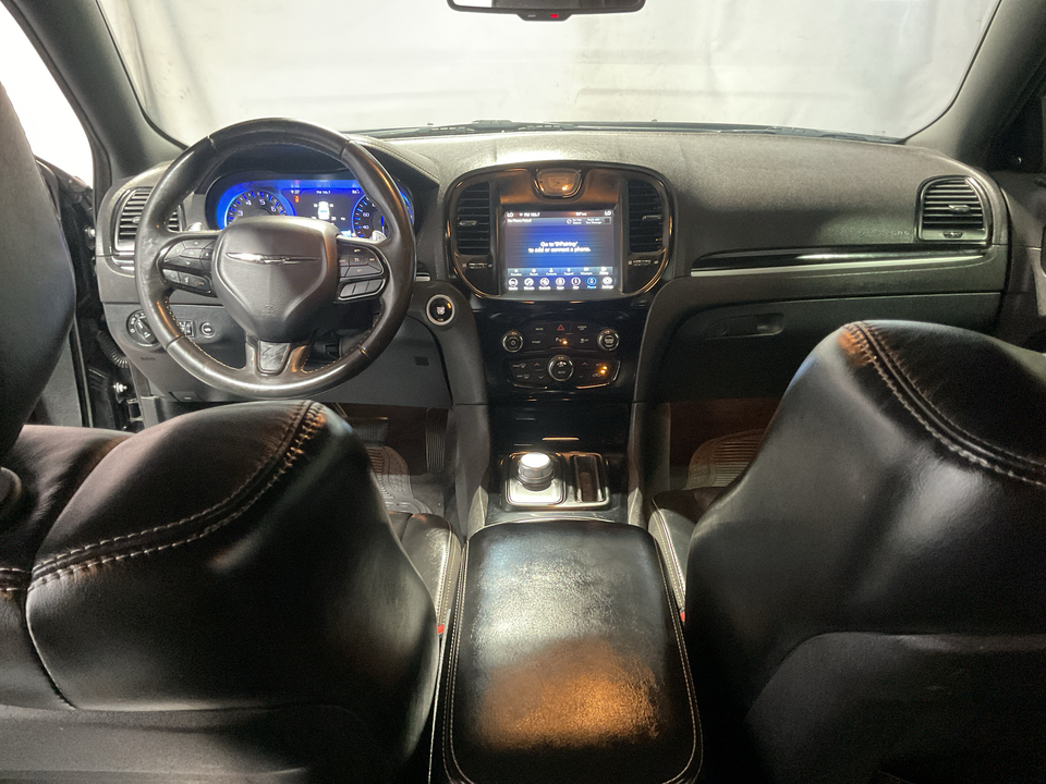 2018 Chrysler 300 S V6 RWD