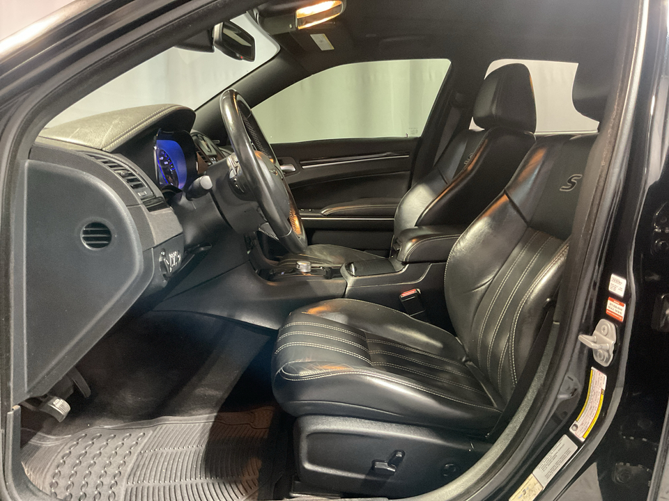 2018 Chrysler 300 S V6 RWD