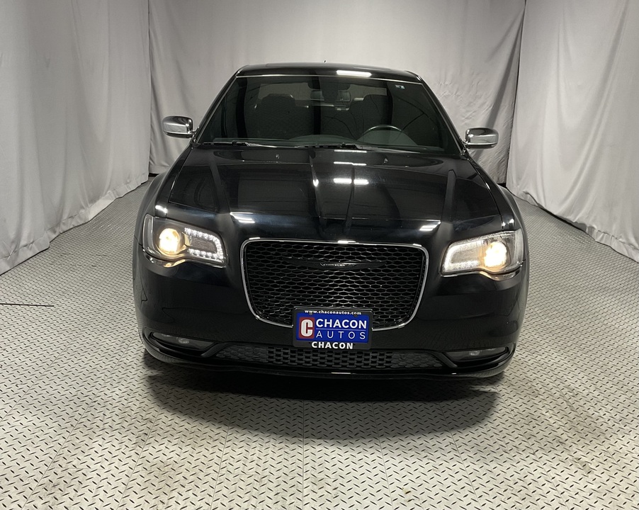 2018 Chrysler 300 S V6 RWD
