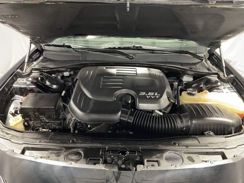 2018 Chrysler 300 S V6 RWD
