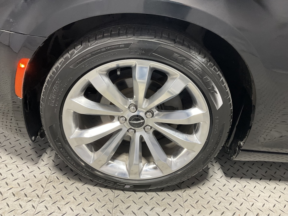 2018 Chrysler 300 S V6 RWD