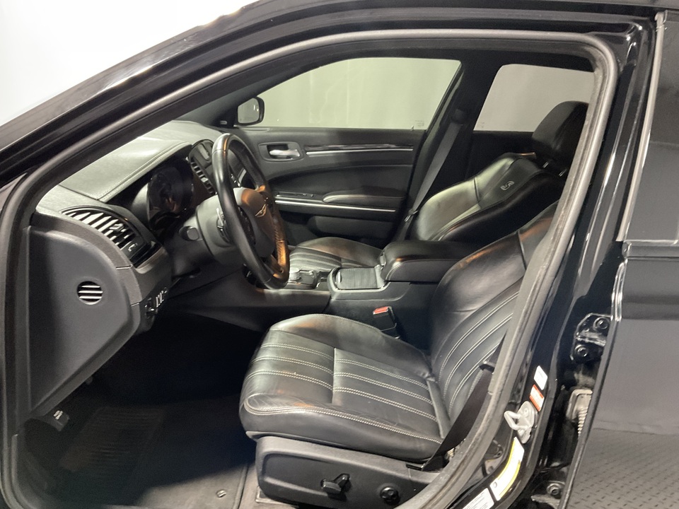 2018 Chrysler 300 S V6 RWD