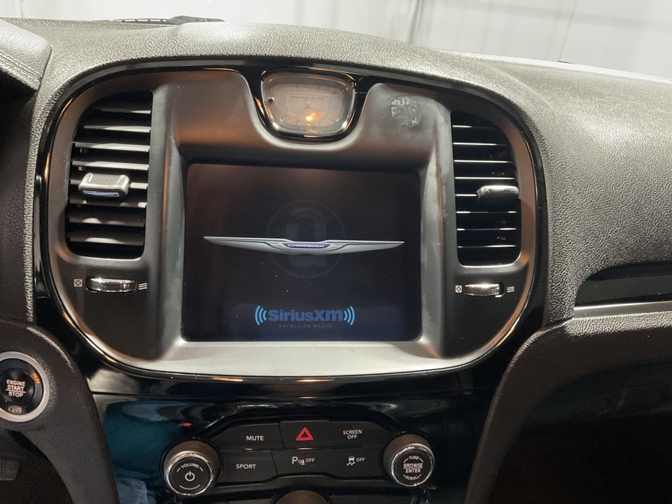 2018 Chrysler 300 S V6 RWD
