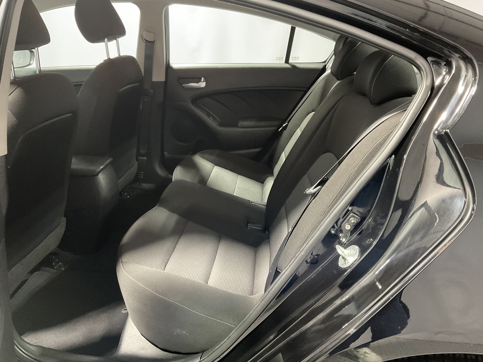 2017 Kia Forte LX 6A