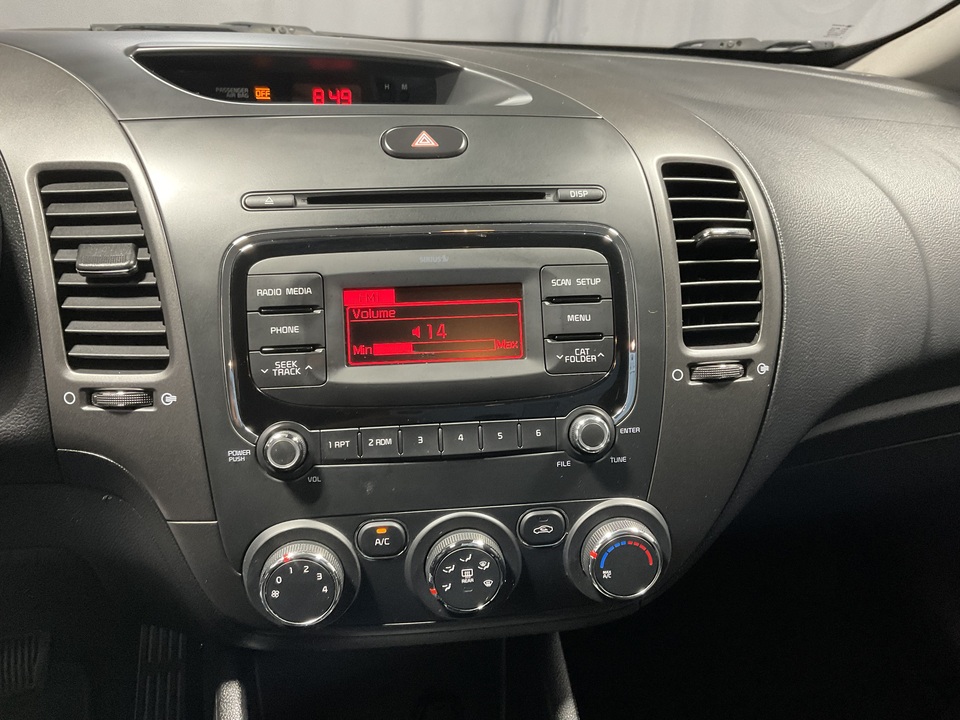 2017 Kia Forte LX 6A
