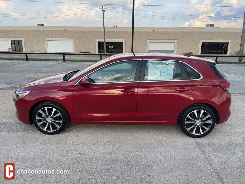 2020 Hyundai Elantra GT Base 6A