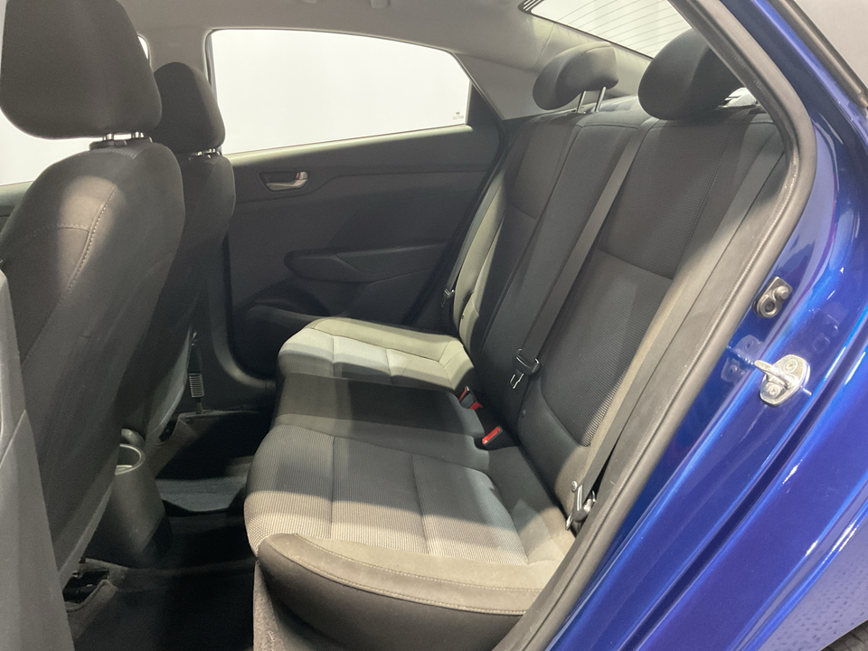 2021 Hyundai Accent SE 4-Door 6A