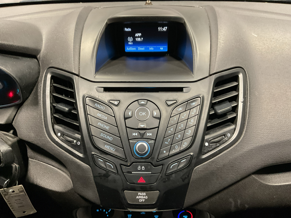 2018 Ford Fiesta SE Sedan