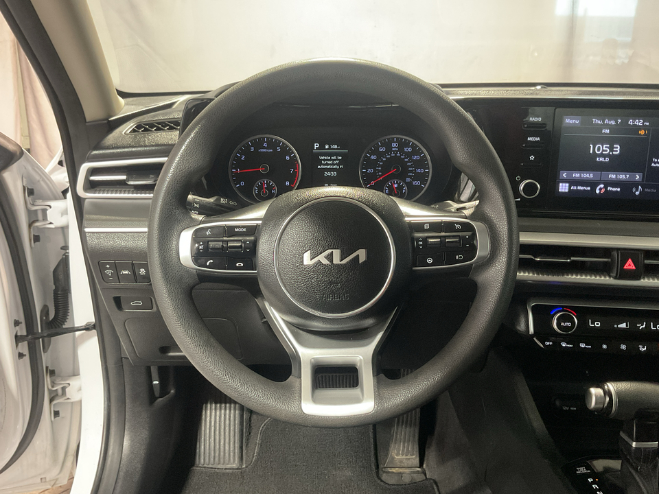 2022 Kia K5 LXS