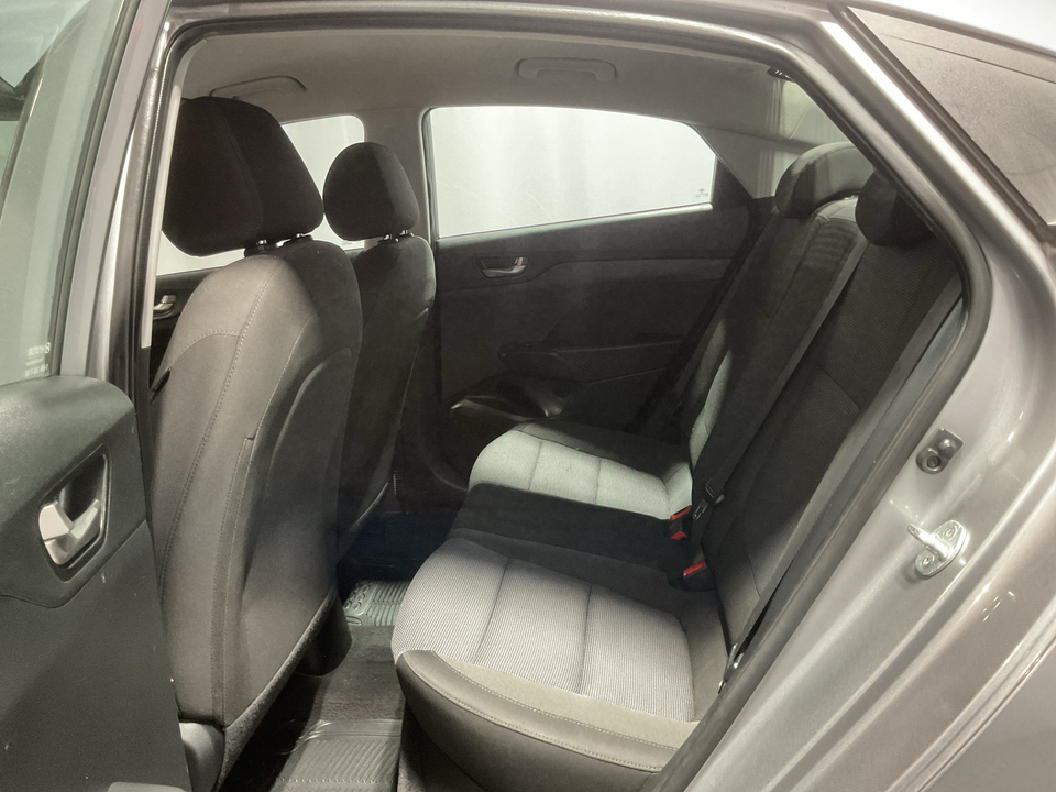 2021 Hyundai Accent SE 4-Door 6A
