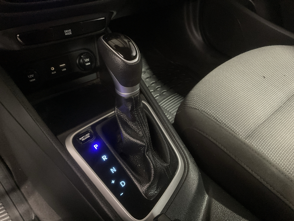 2021 Hyundai Accent SE 4-Door 6A