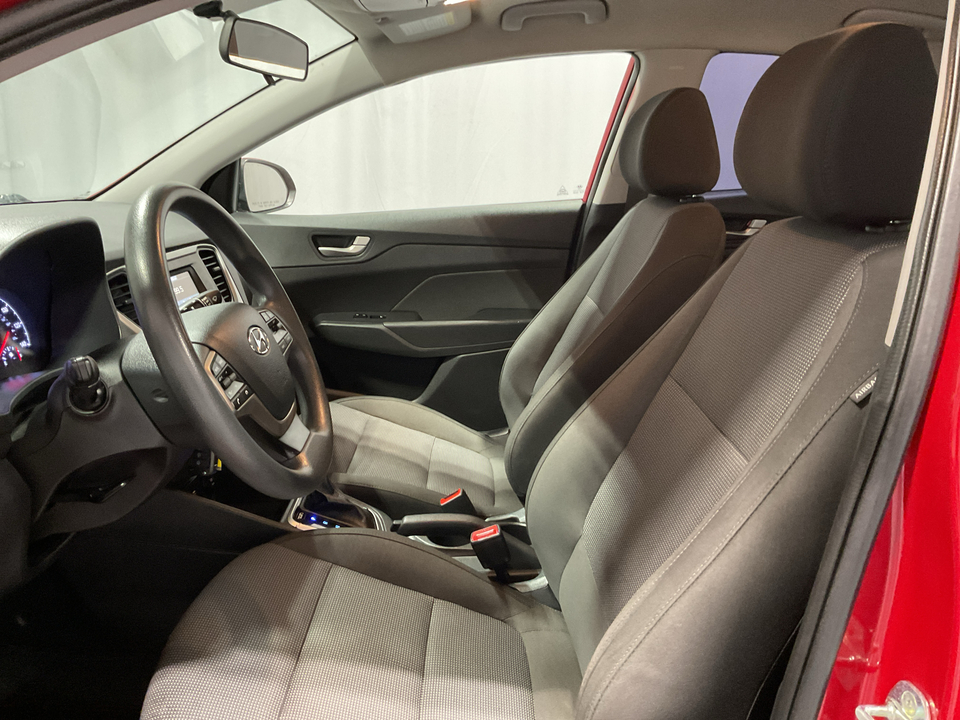 2021 Hyundai Accent SE 4-Door 6A