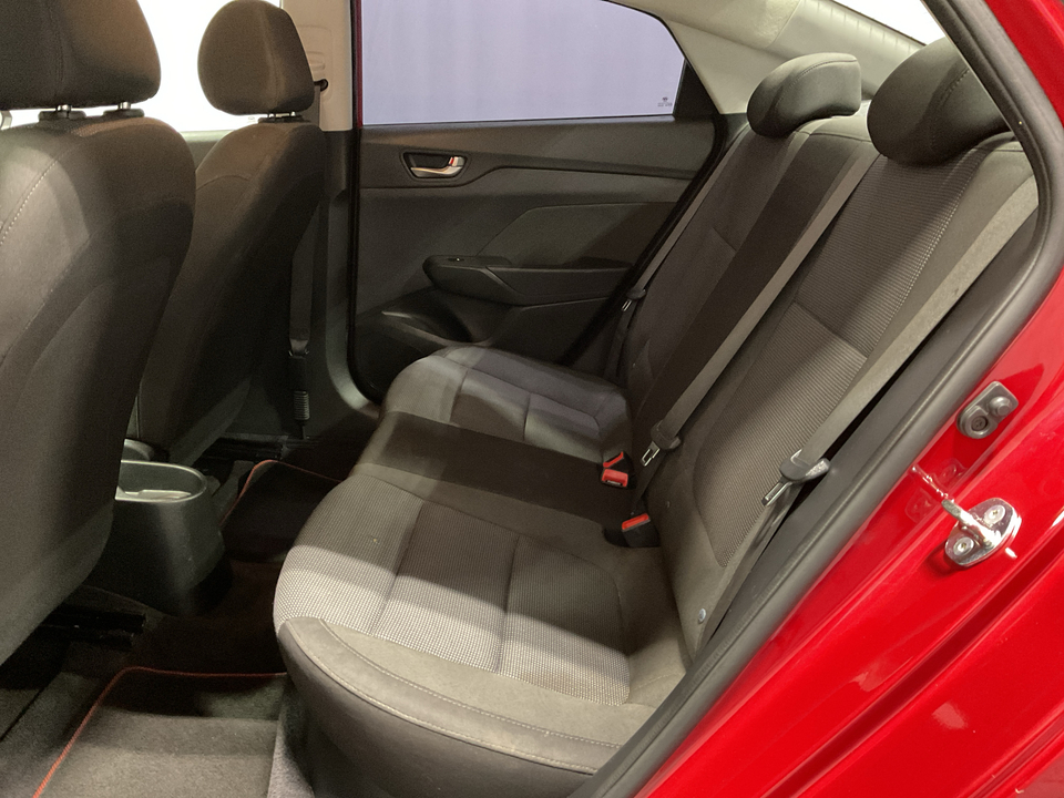 2021 Hyundai Accent SE 4-Door 6A