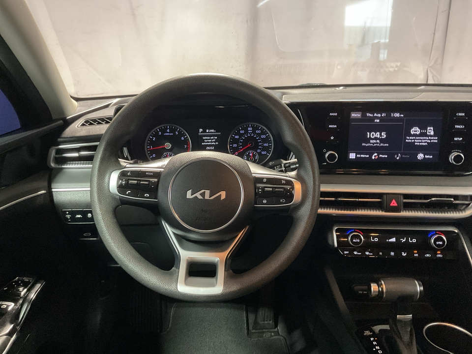 2022 Kia K5 LXS