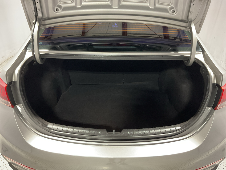 2021 Hyundai Accent SE 4-Door 6A