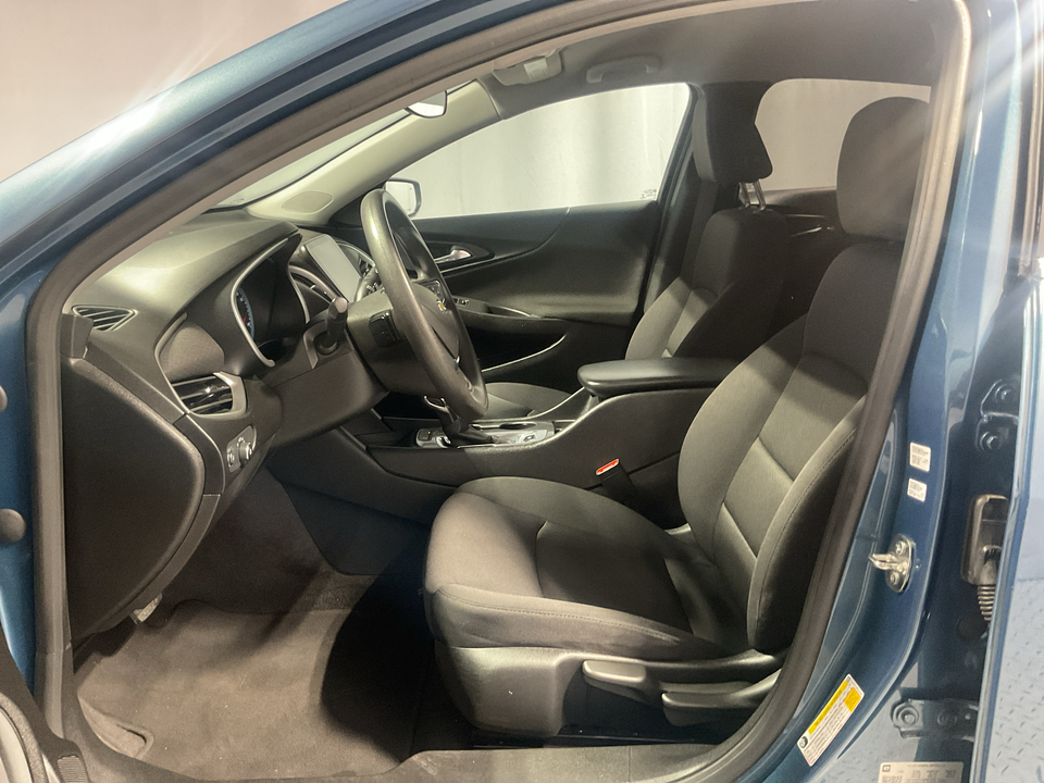 2024 Chevrolet Malibu LS