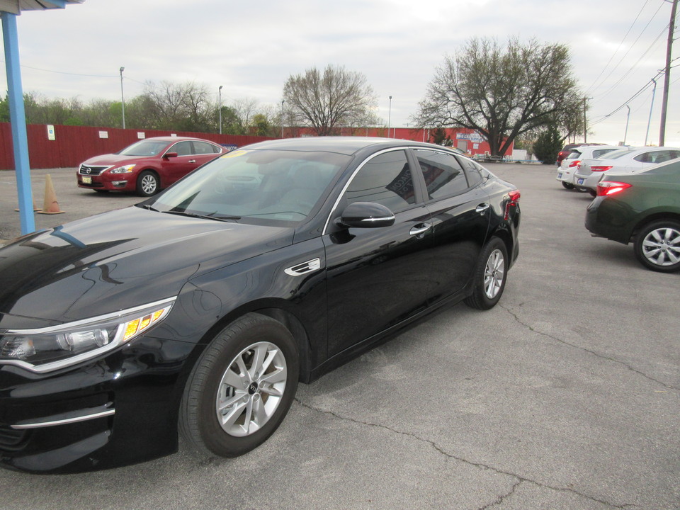 2017 Kia Optima LX