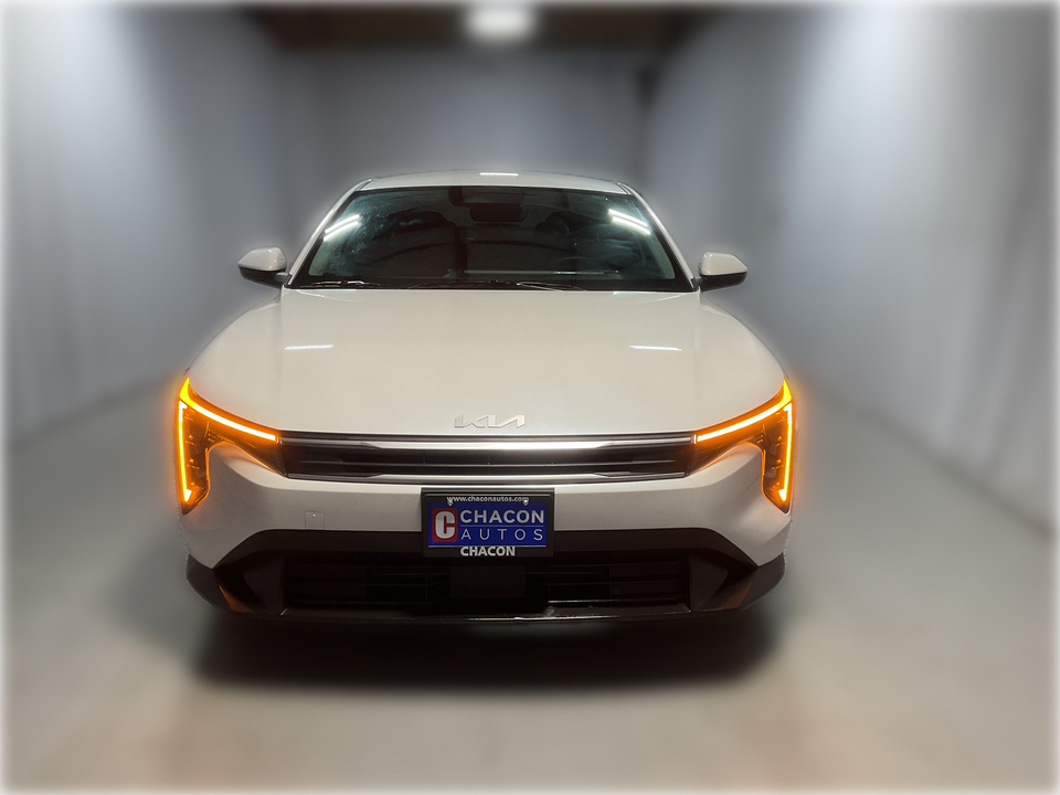 2025 Kia K4 LX