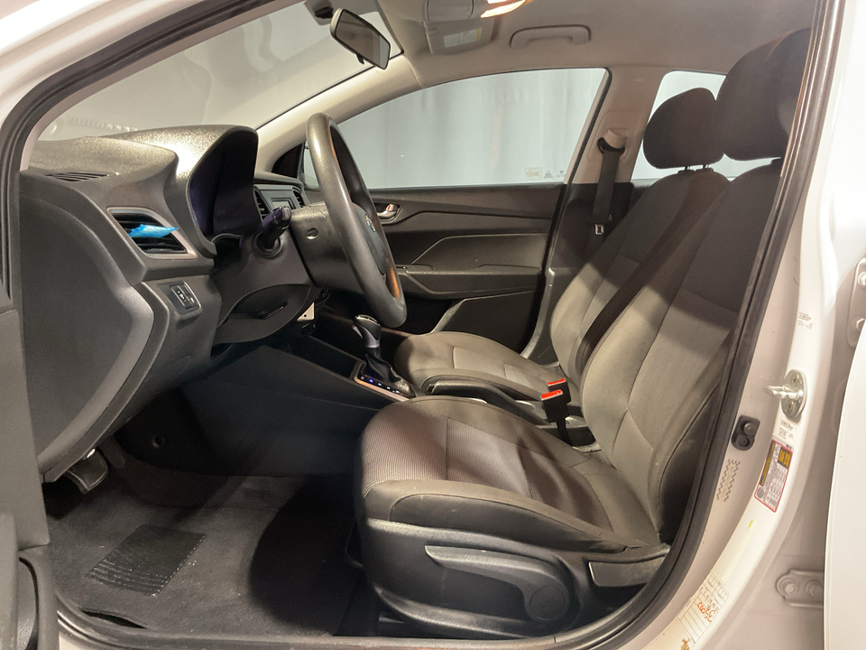 2021 Hyundai Accent SE 4-Door 6A
