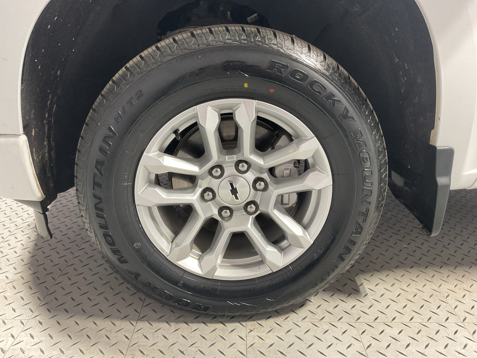 2023 Chevrolet Silverado 1500 RST Crew Cab 2WD