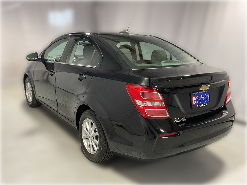 2019 Chevrolet Sonic LT Auto Sedan