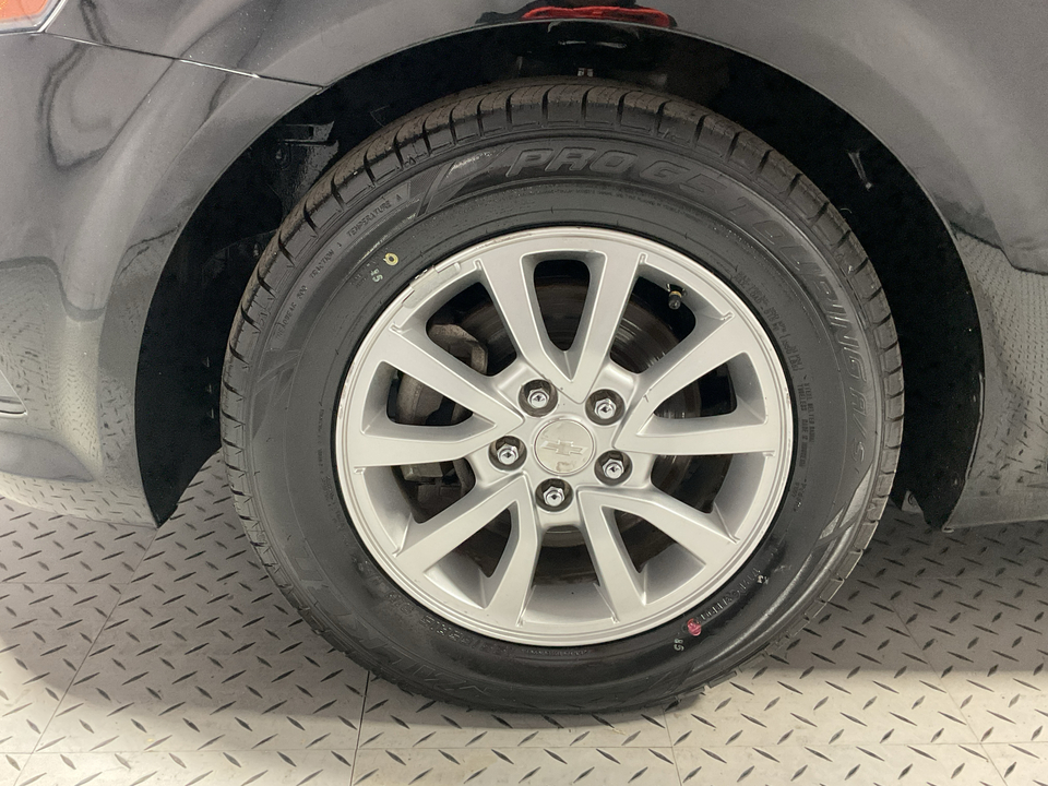 2019 Chevrolet Sonic LT Auto Sedan