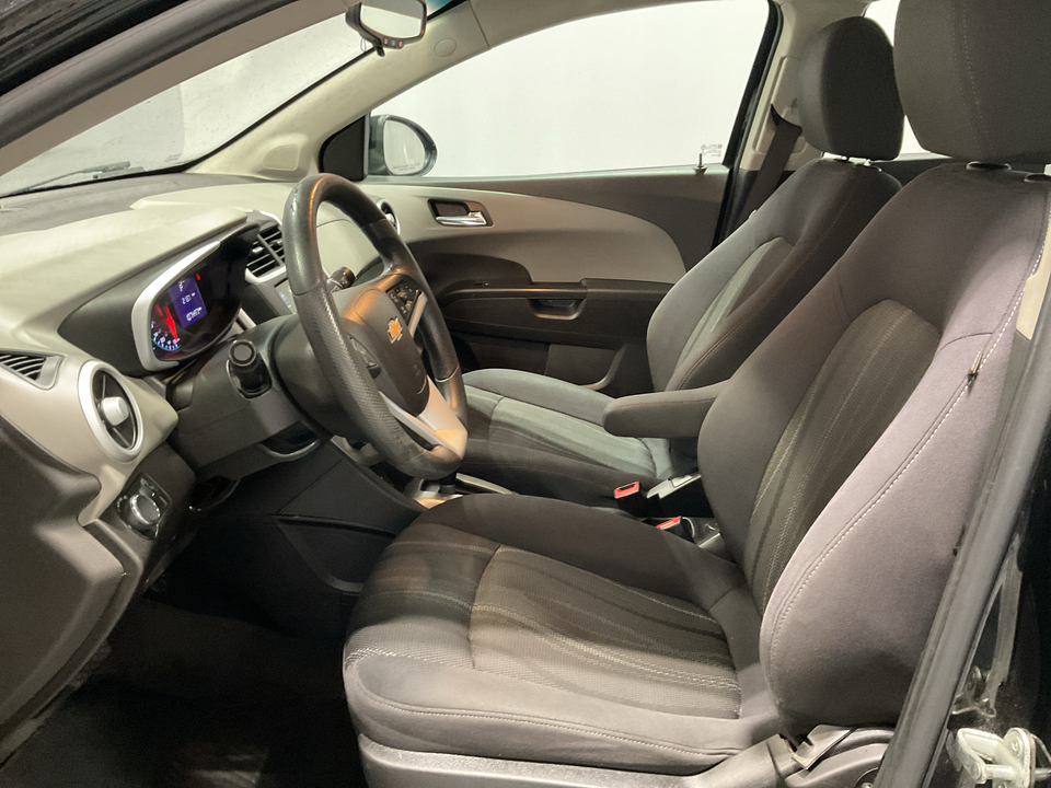 2019 Chevrolet Sonic LT Auto Sedan