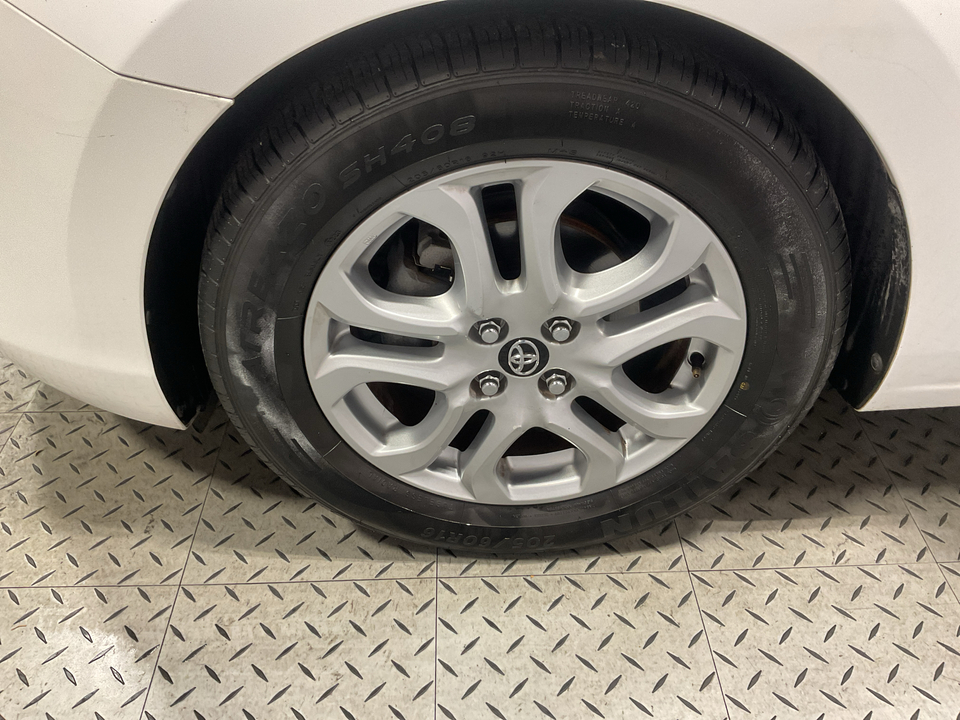 2017 Toyota Yaris iA 6A