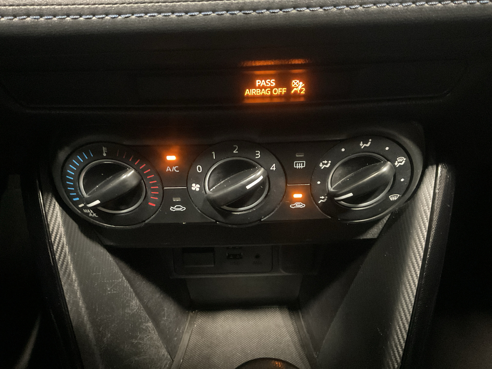 2017 Toyota Yaris iA 6A