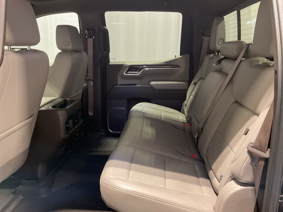 2023 Chevrolet Silverado 1500 LT Crew Cab 4WD