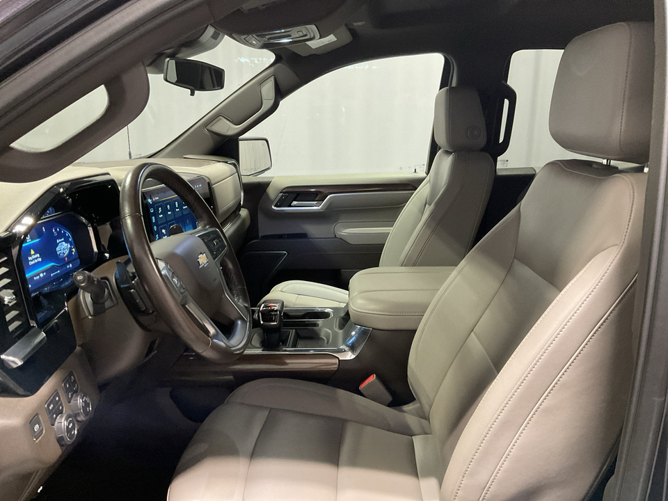 2023 Chevrolet Silverado 1500 LT Crew Cab 4WD