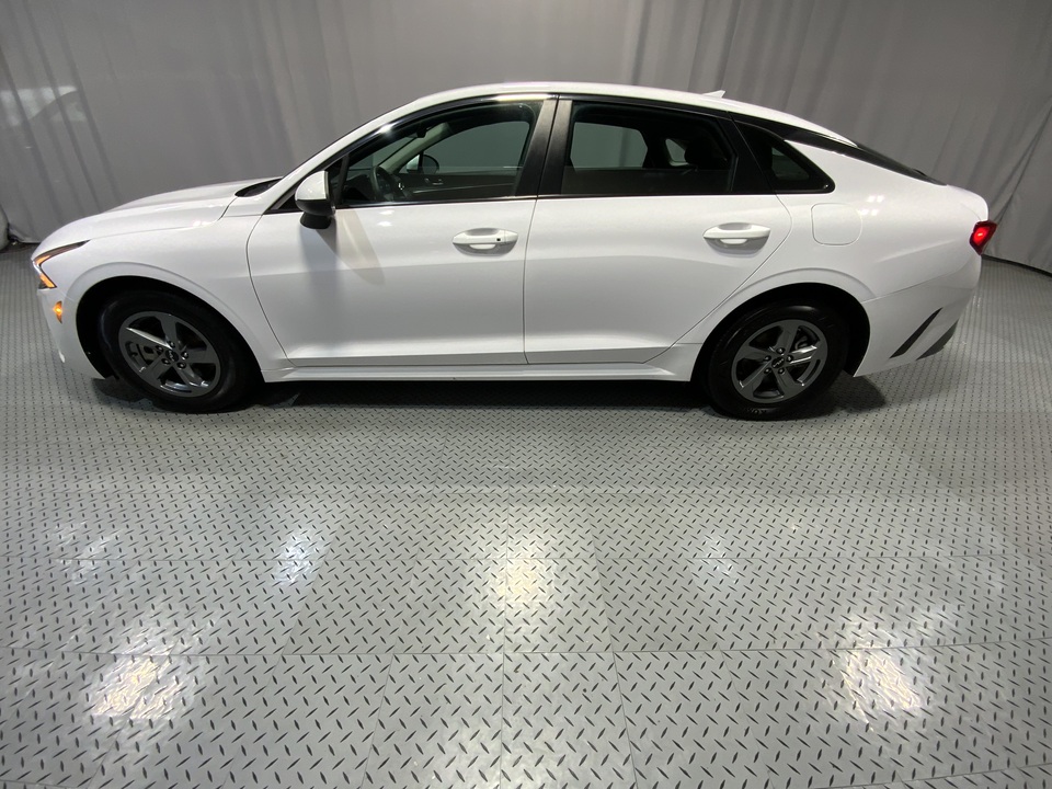 2022 Kia K5 LXS