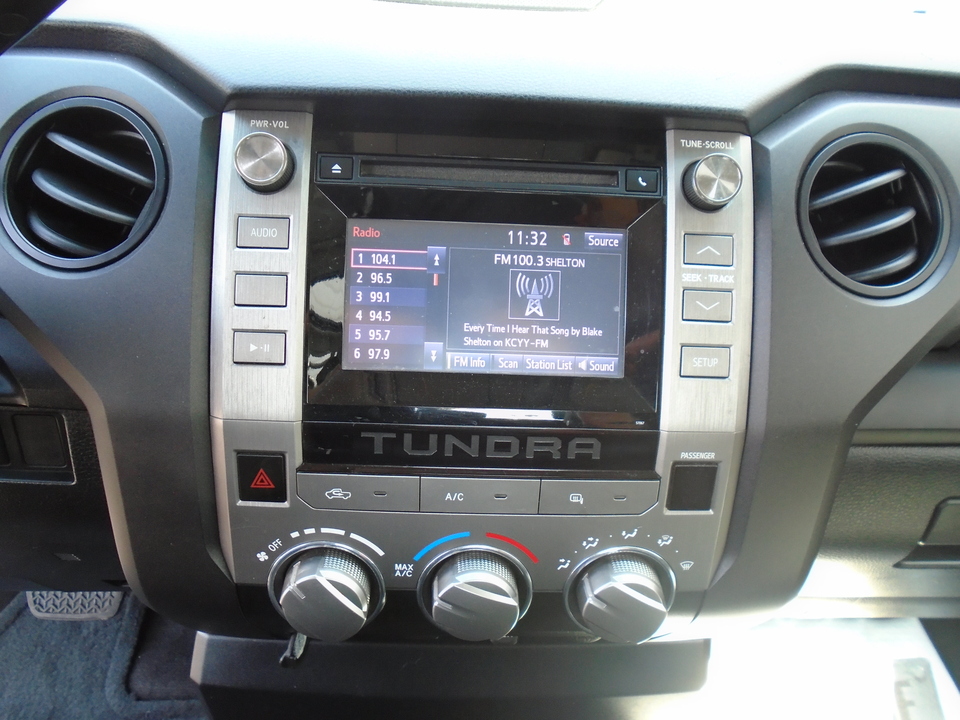 2014 Toyota Tundra SR5 5.7L V8 Double Cab 2WD