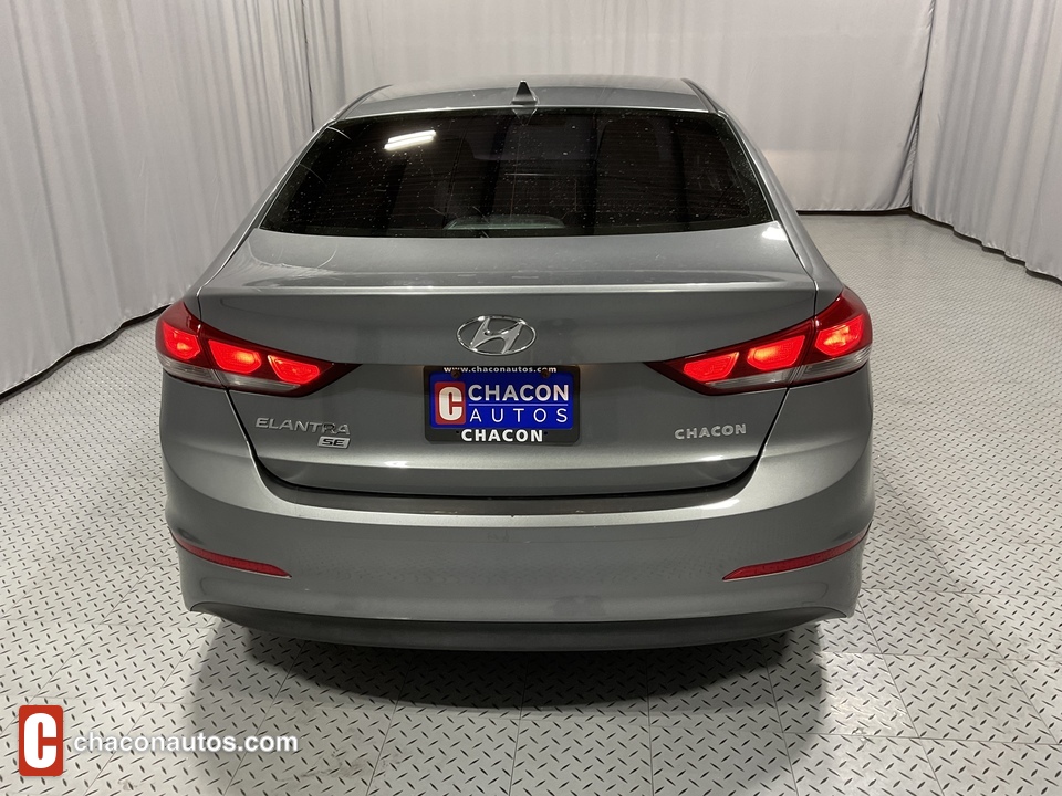 2017 Hyundai Elantra SE 6AT