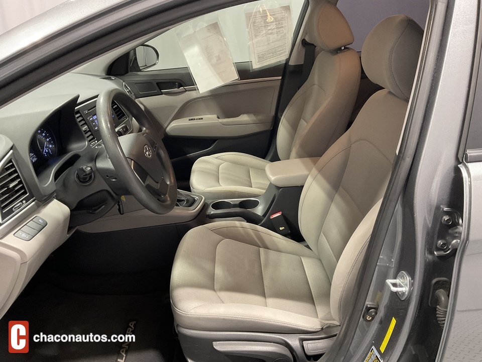 2017 Hyundai Elantra SE 6AT