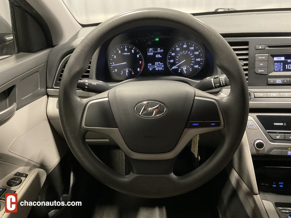 2017 Hyundai Elantra SE 6AT