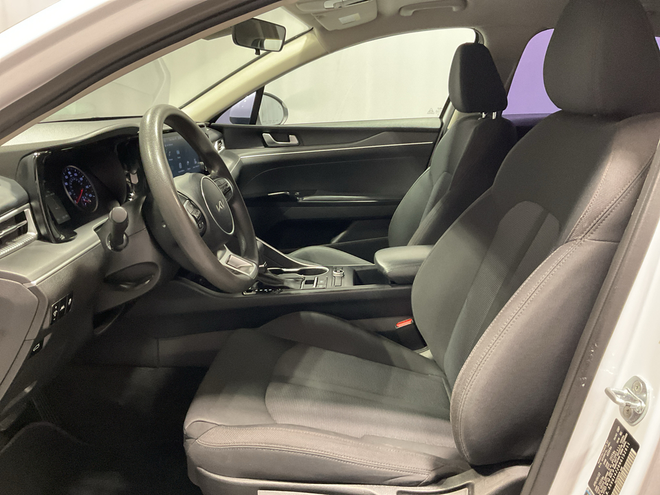 2022 Kia K5 LXS