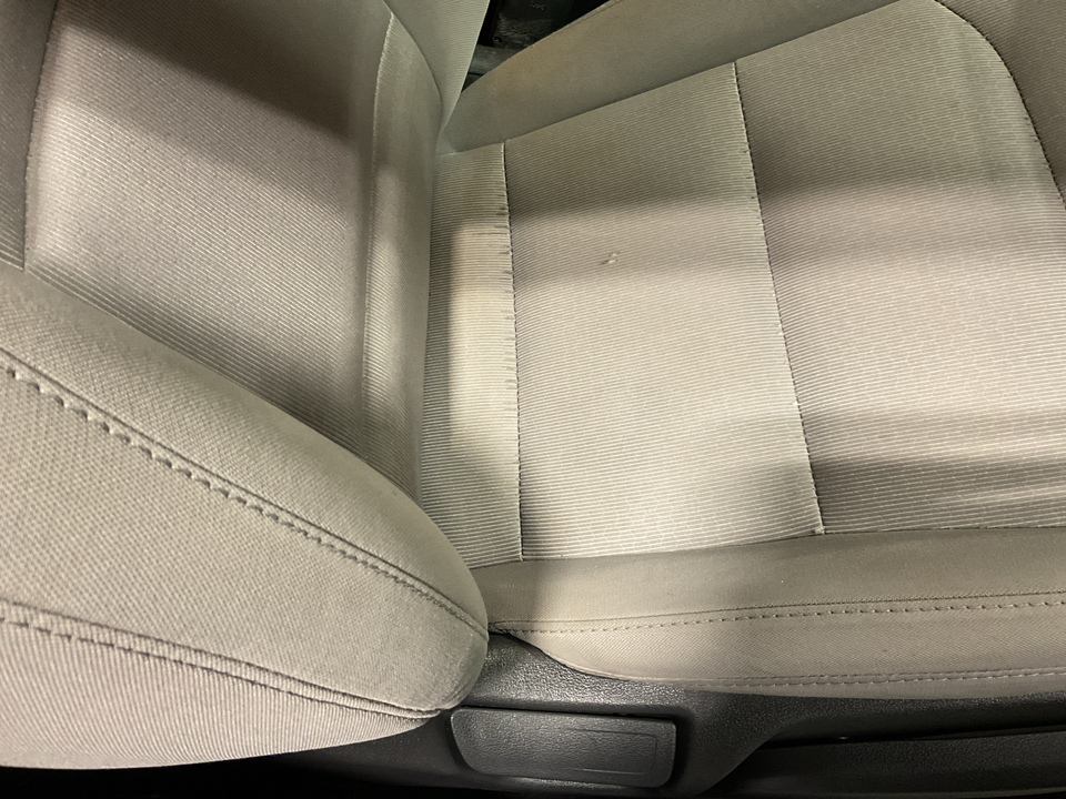 2017 Hyundai Elantra SE 6AT