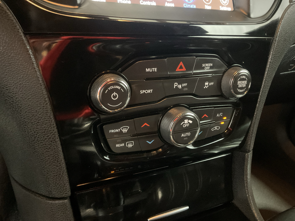 2022 Chrysler 300 S V6
