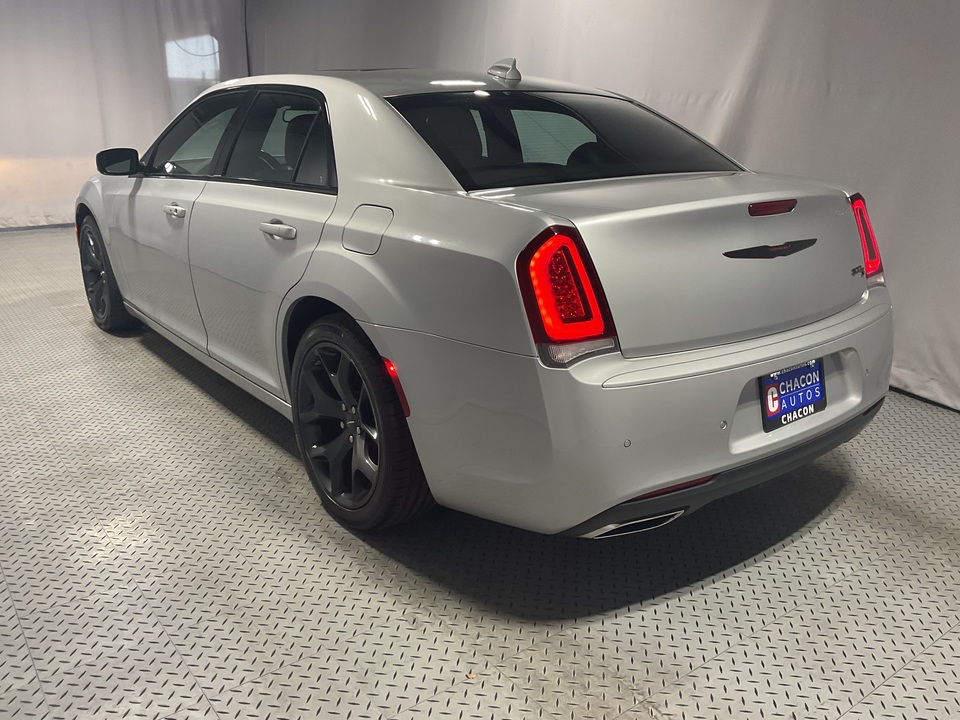 2022 Chrysler 300 S V6