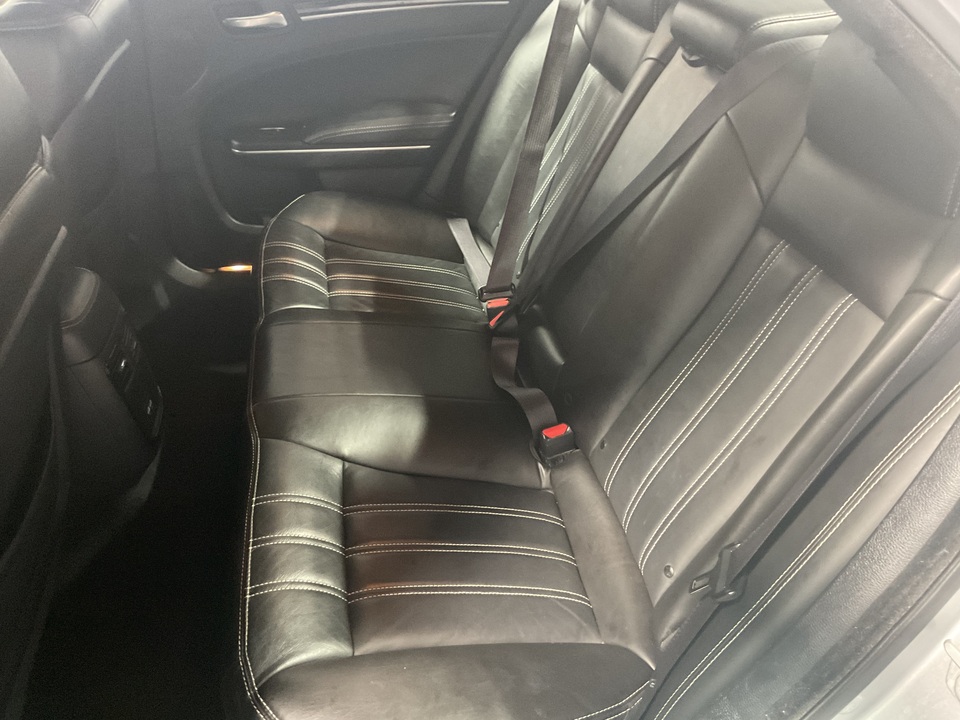 2022 Chrysler 300 S V6