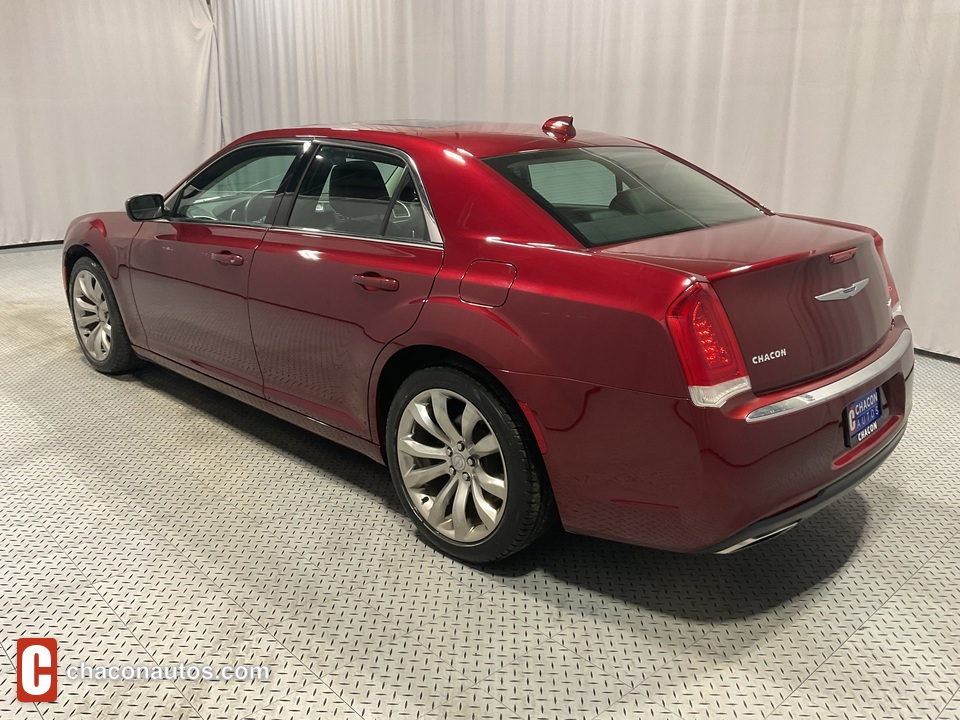 2020 Chrysler 300 Touring