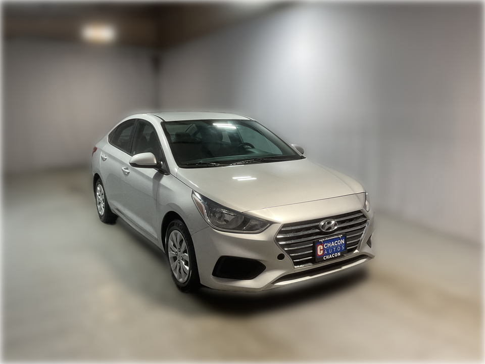 2022 Hyundai Accent SEL 4-Door 6A