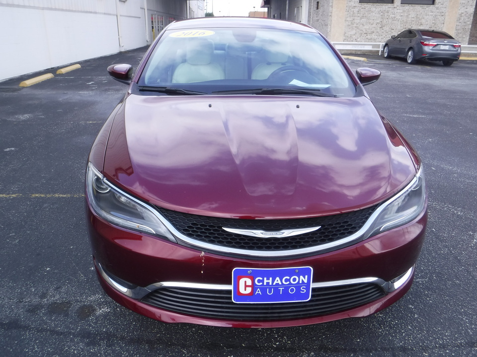 2016 Chrysler 200 Limited
