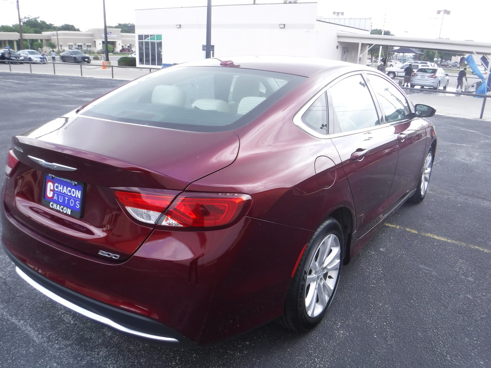 2016 Chrysler 200 Limited